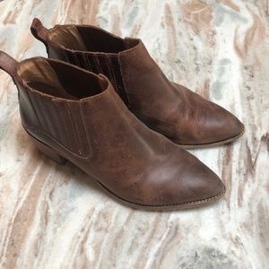 Madewell leather Chelsea ankle boots size 9